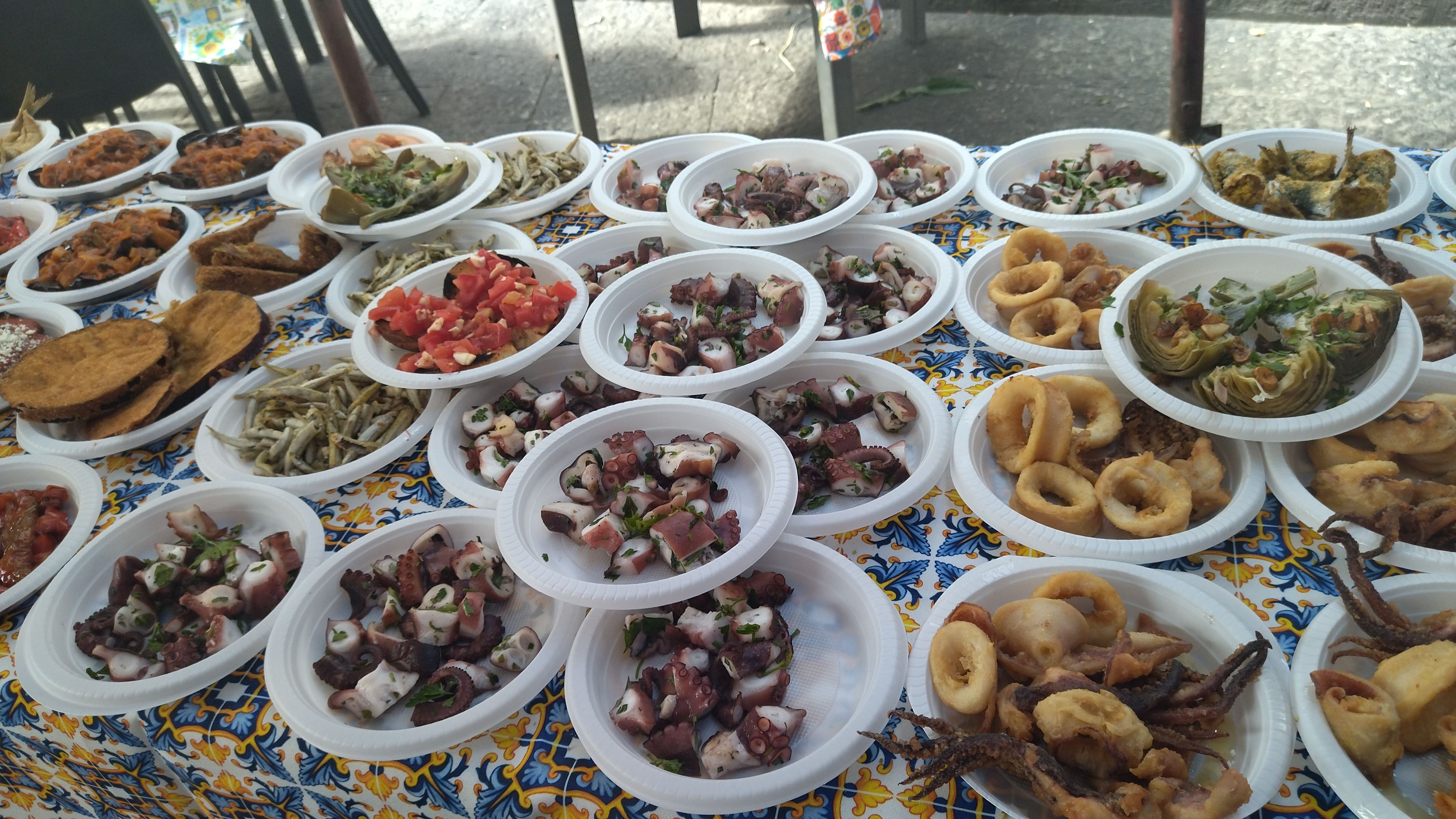 PLATOS COCINADOS (mercado de Ballarò).jpg